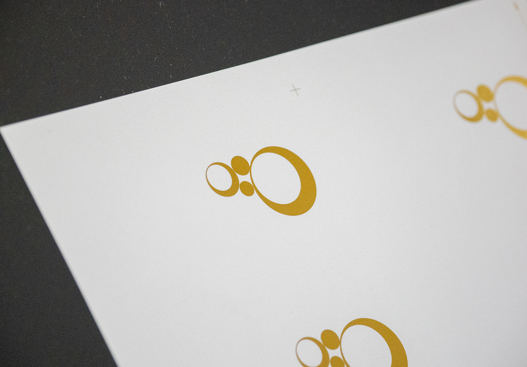 箔印刷で高付加価値を生むプロダクション