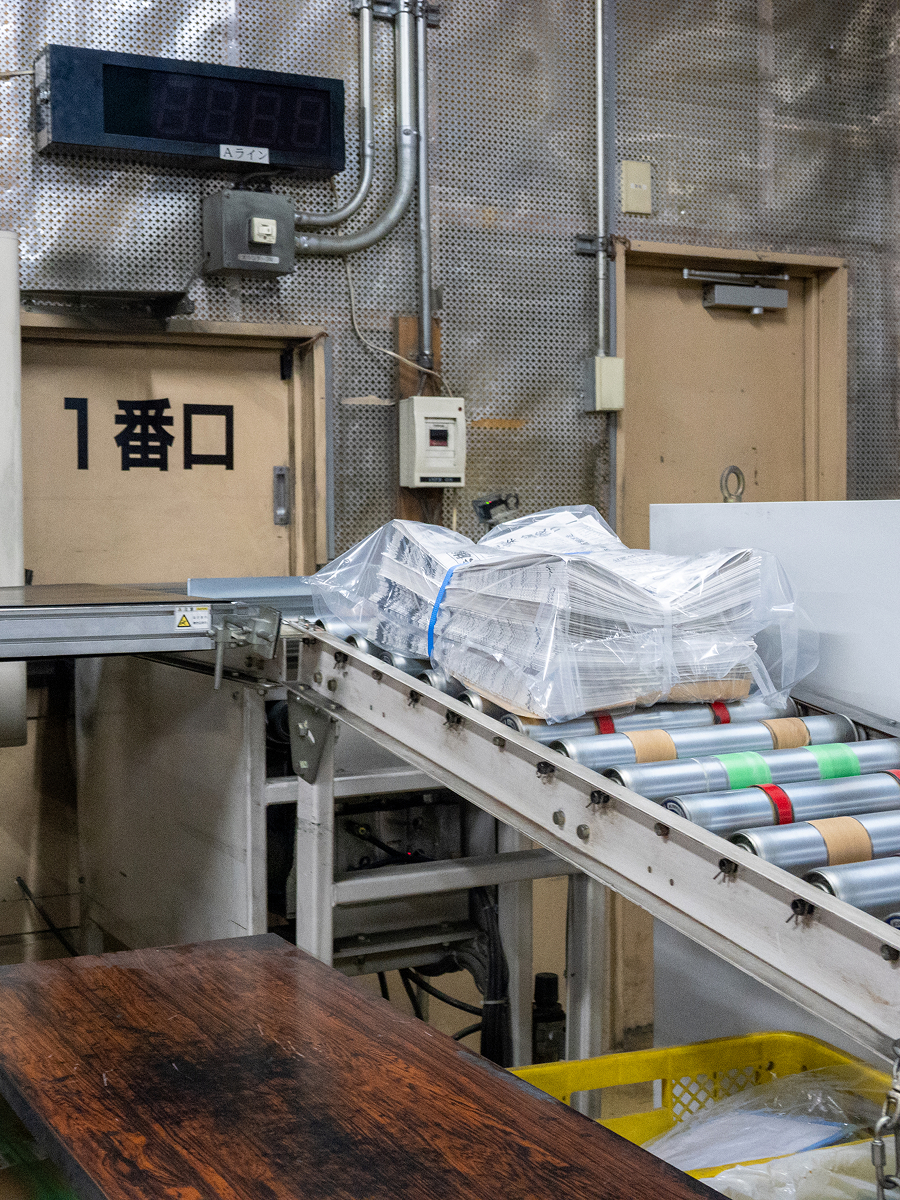 短納期納品を成立させるグループ物流直結体制